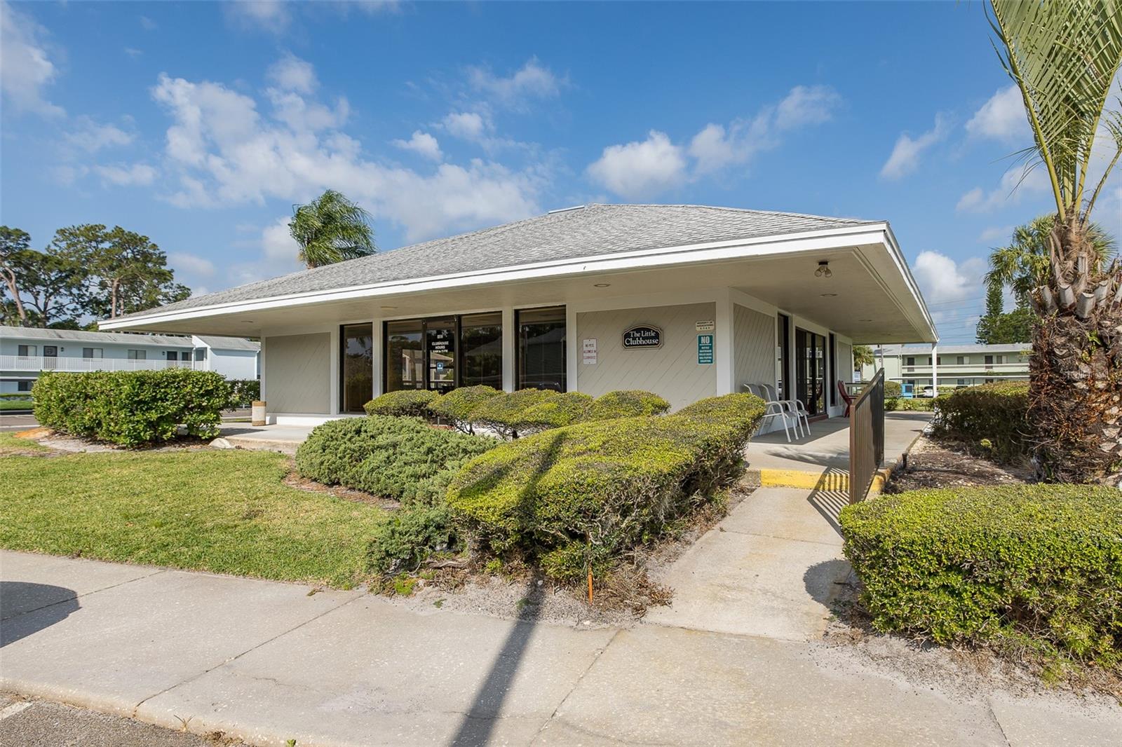 EAST LAKE WOODLANDS - Residential