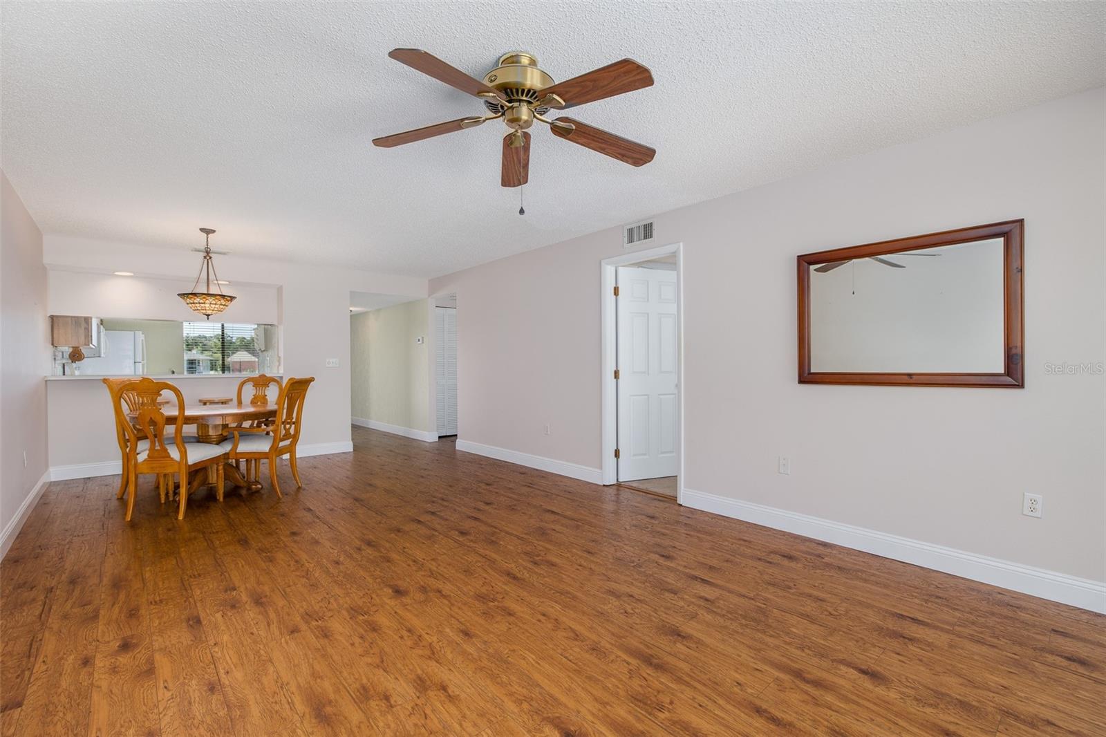 EAST LAKE WOODLANDS - Residential