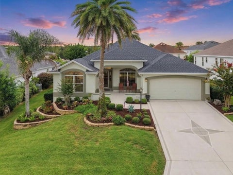 Photo of 438 Troy Loop, The Villages, FL 32162 (MLS # G5117577)
