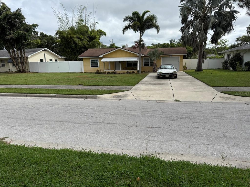 Photo of 1103 Varona Street, Belleair, FL 33756 (MLS # TB8436814)