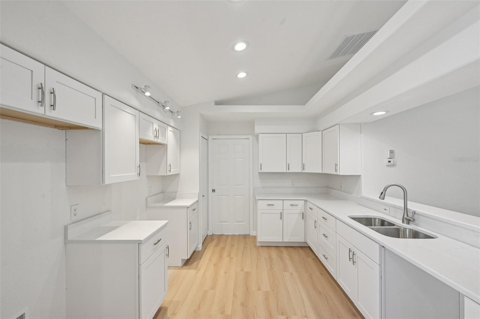 OYSTER CREEK PH 01 - Residential