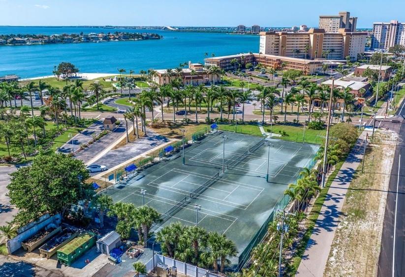 BAYWAY ISLES POINT BRITTANY FOUR - Residential