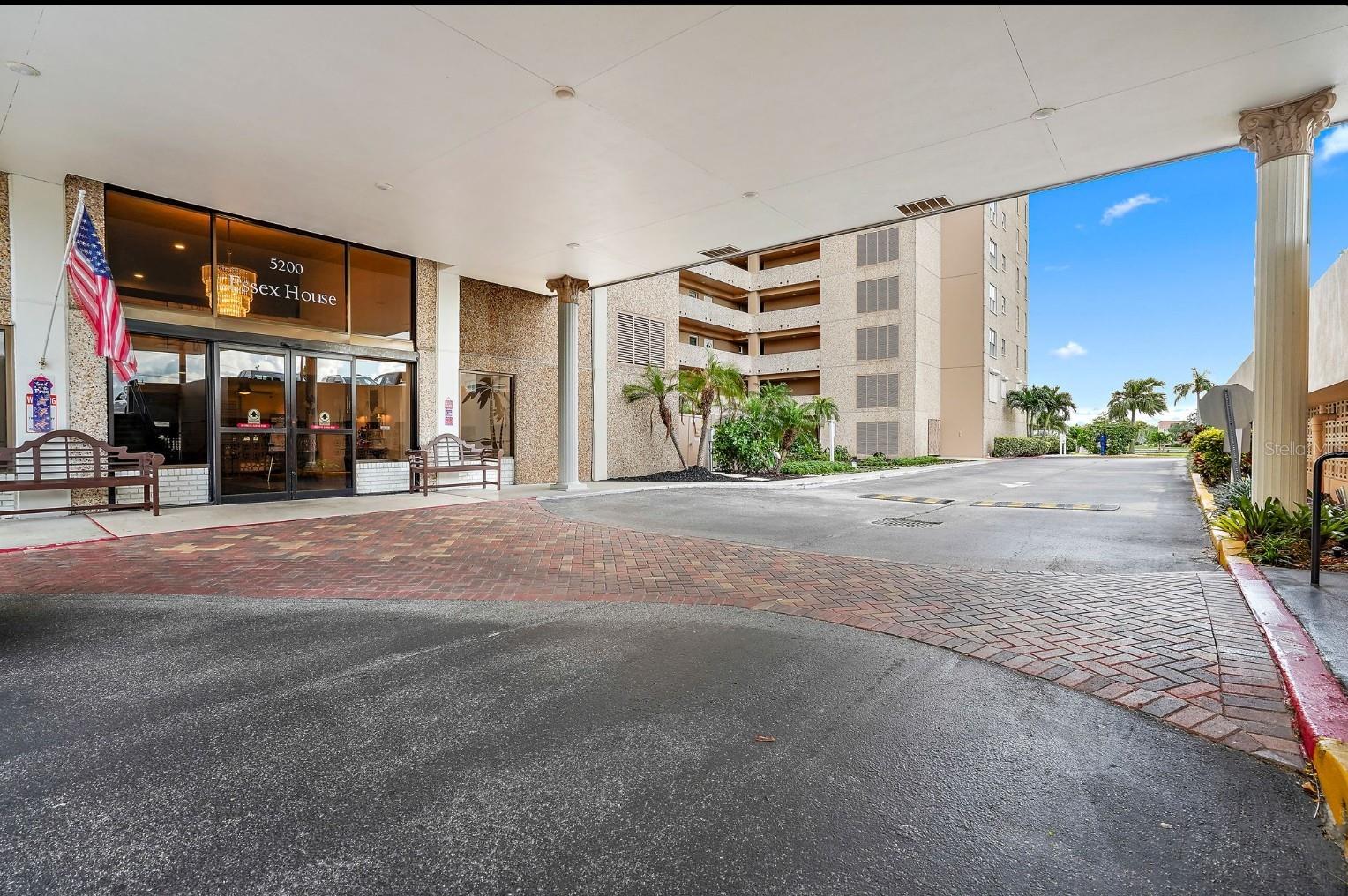 BAYWAY ISLES POINT BRITTANY FOUR - Residential