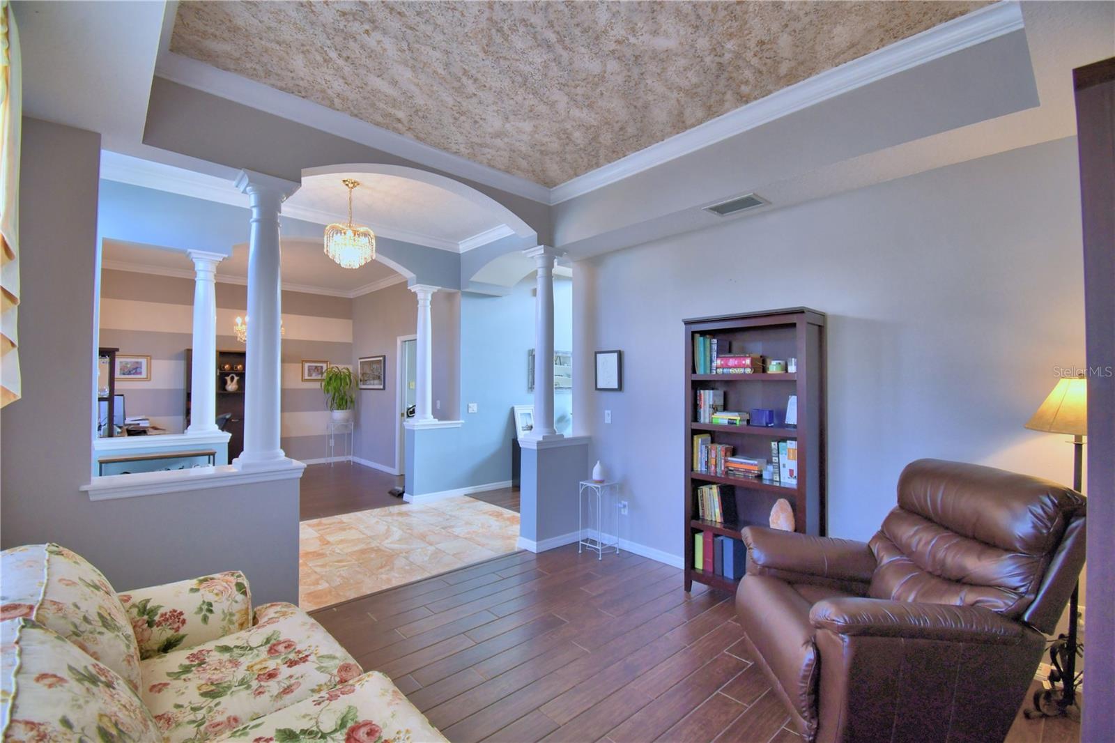 329 HAMILTON SHORES DRIVE NE