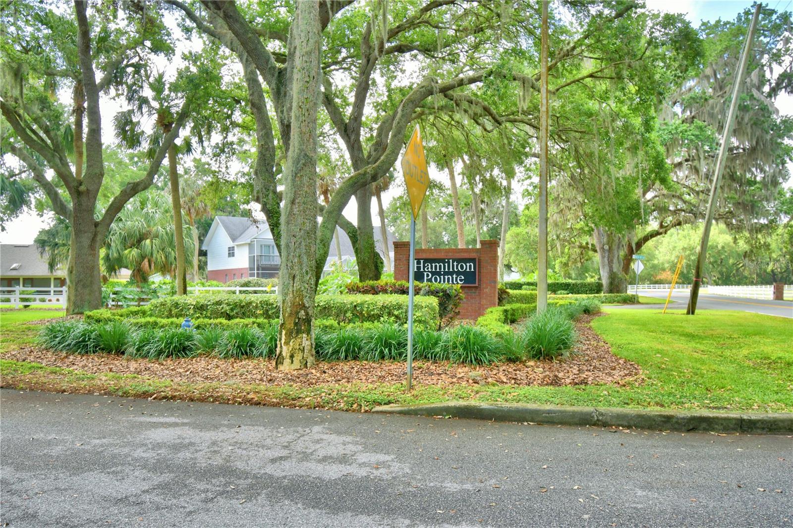 HAMILTON POINTE - Residential