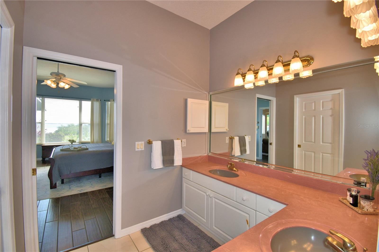 HAMILTON POINTE - Residential