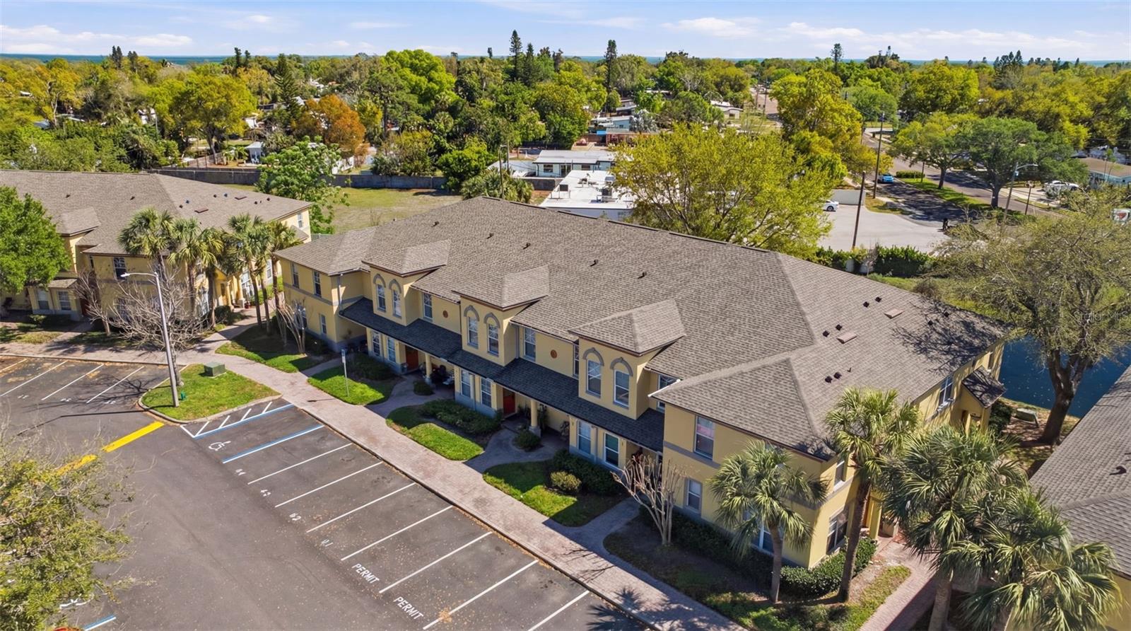 COQUINA KEY TWNHMS - Residential