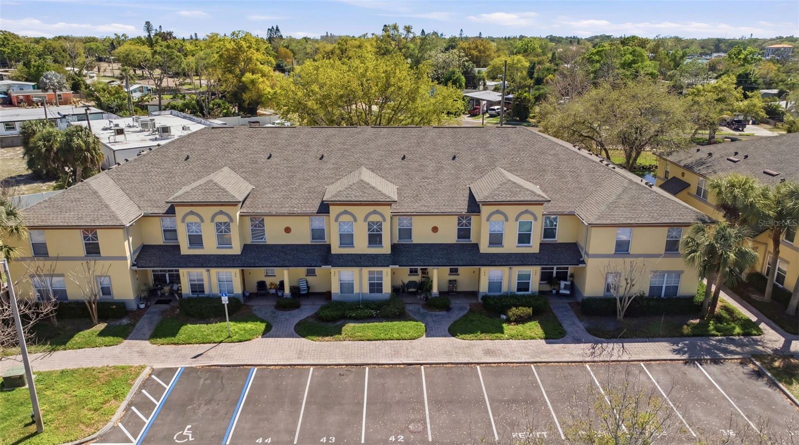 COQUINA KEY TWNHMS - Residential