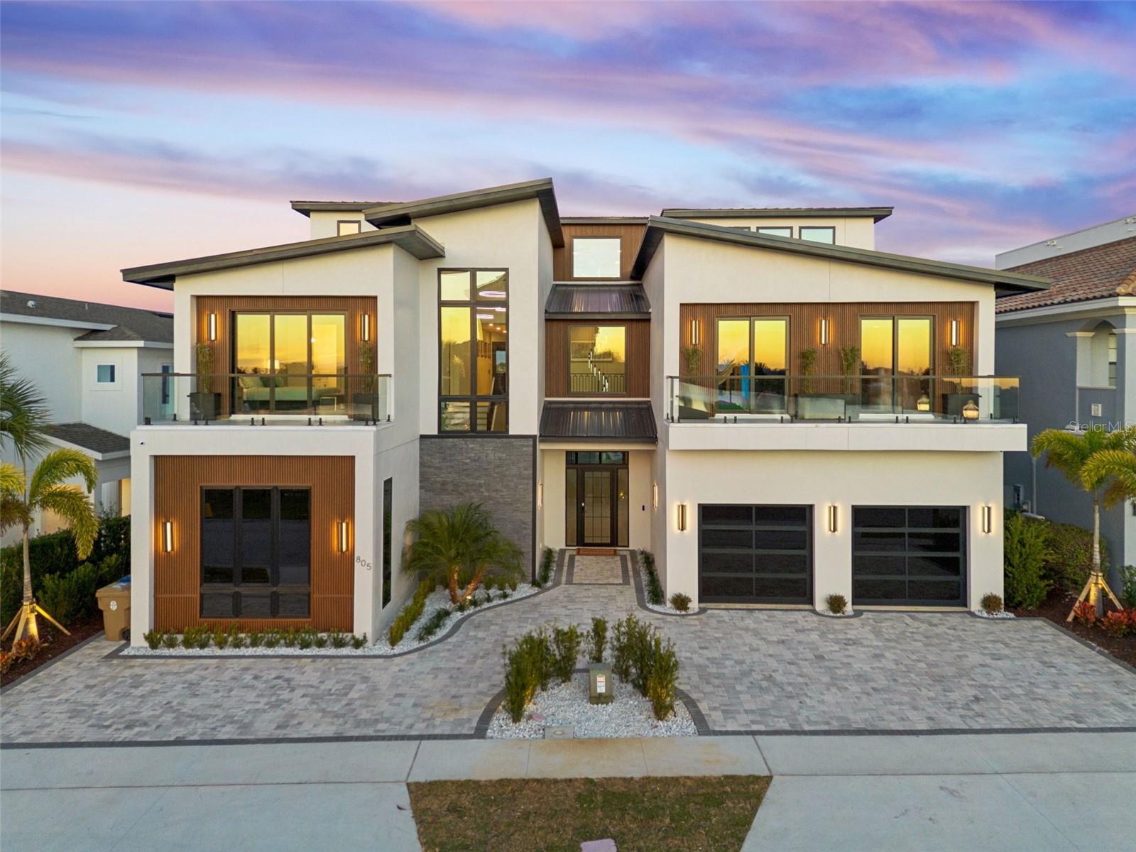 805 GOLDEN BEAR DRIVE