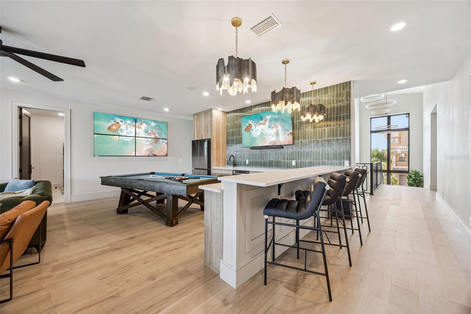 REUNION WEST VLGS NORTH - Residential