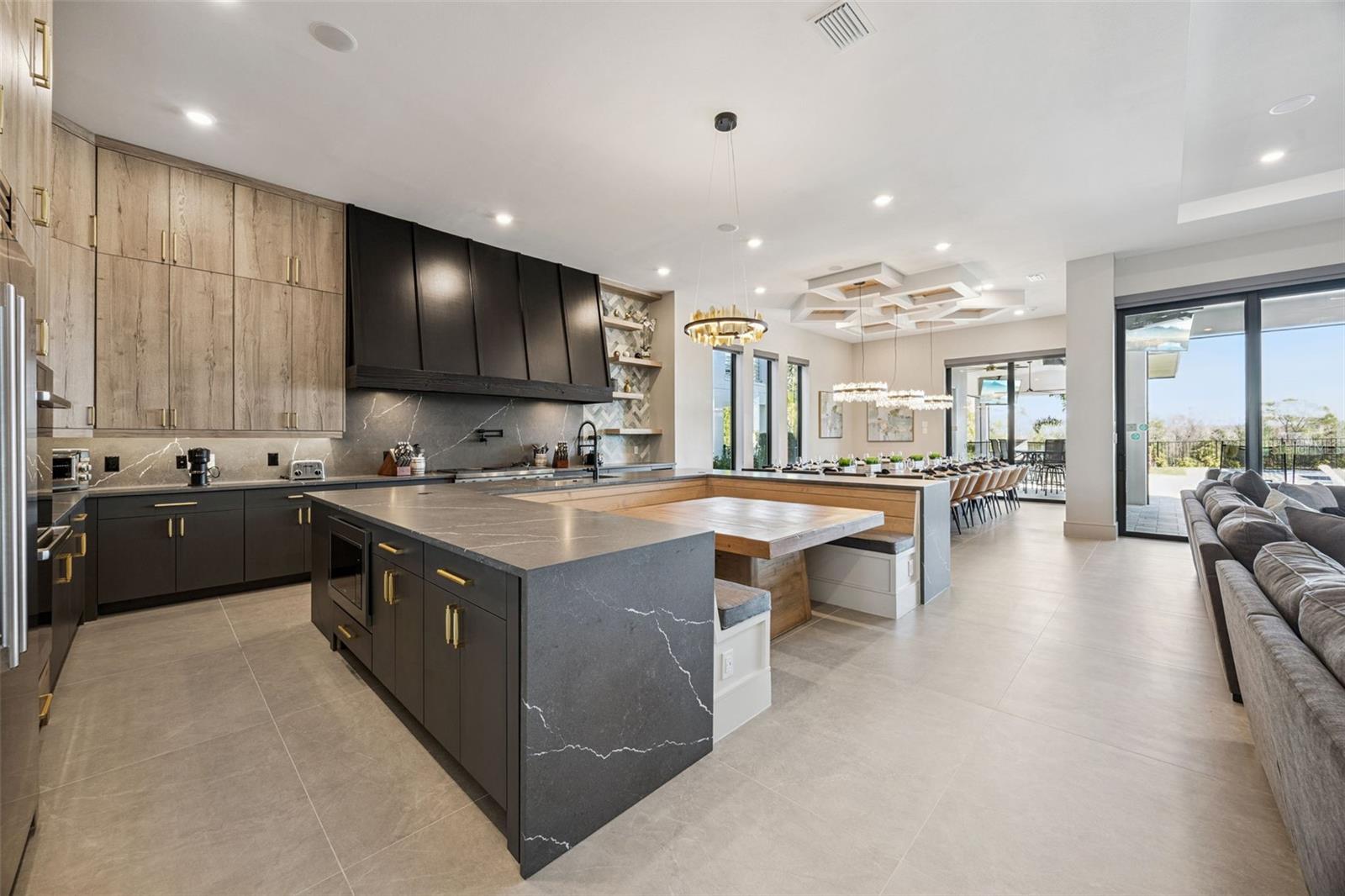 REUNION WEST VLGS NORTH - Residential