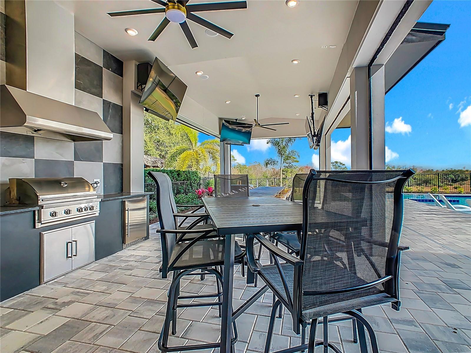 REUNION WEST VLGS NORTH - Residential