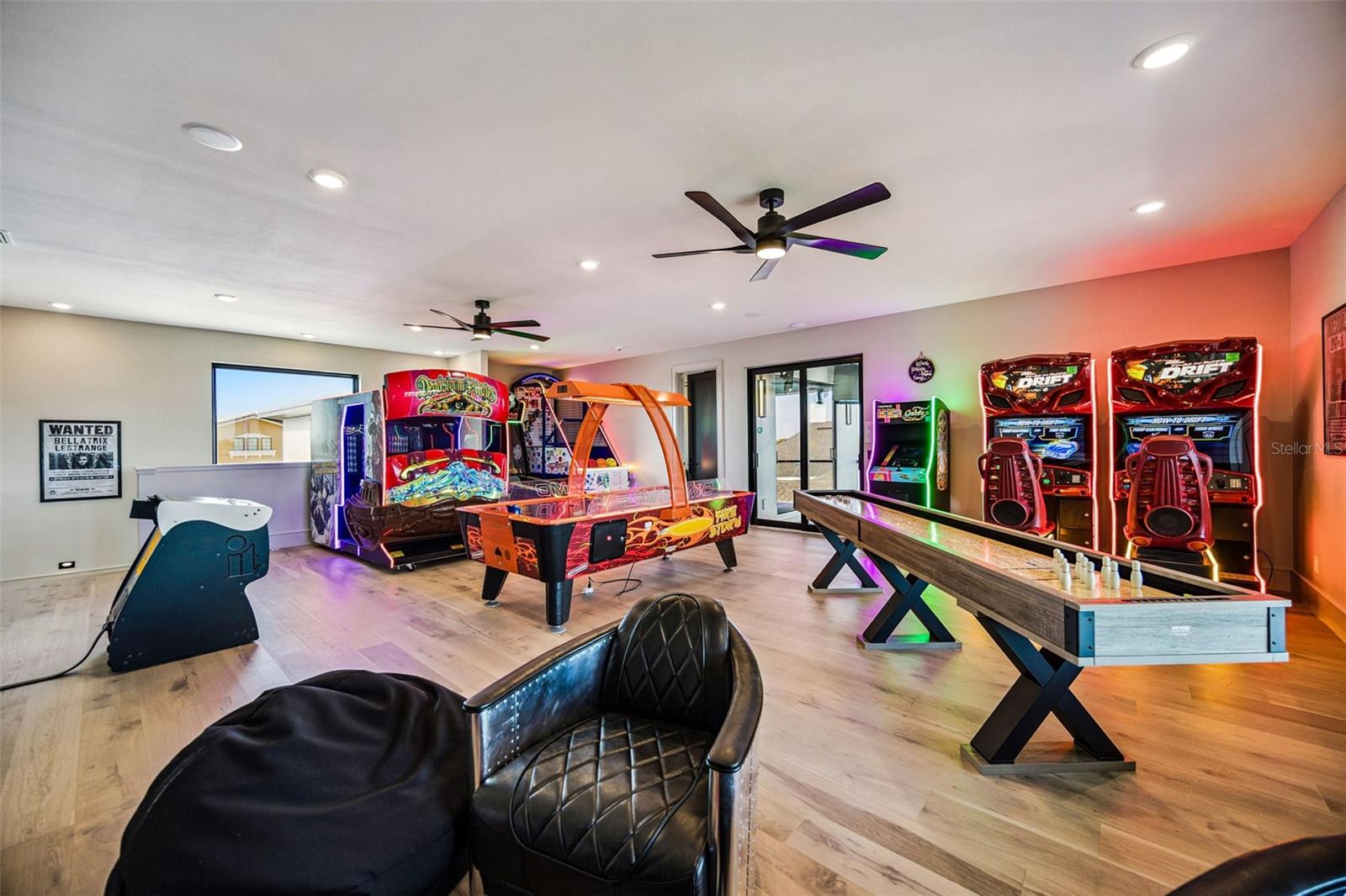 REUNION WEST VLGS NORTH - Residential