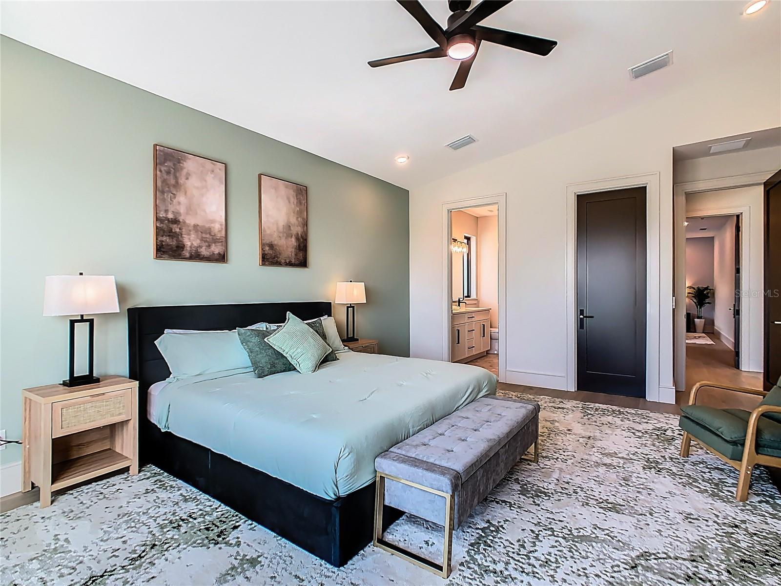 REUNION WEST VLGS NORTH - Residential