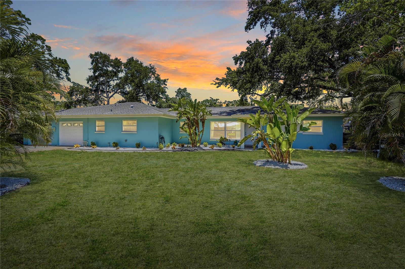 404 LAUREL LANE
