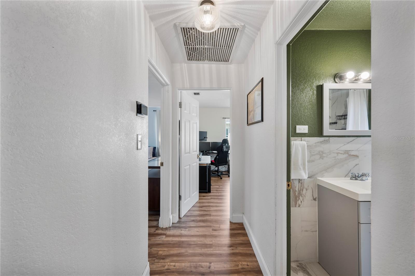 ARIANA HILLS - Residential