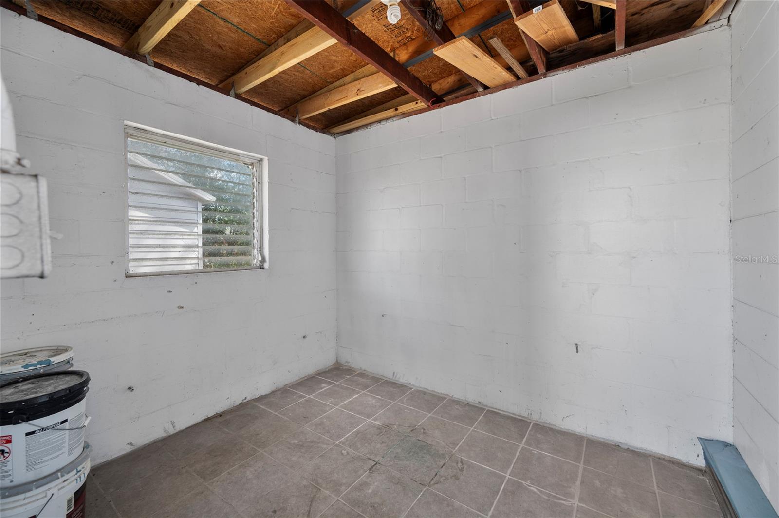 ARIANA HILLS - Residential