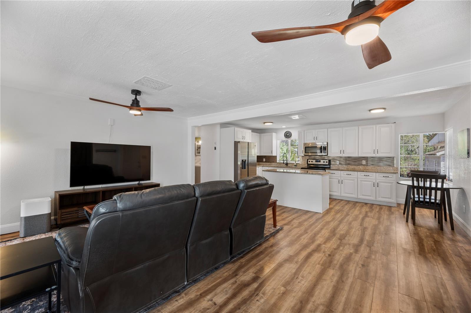 ARIANA HILLS - Residential