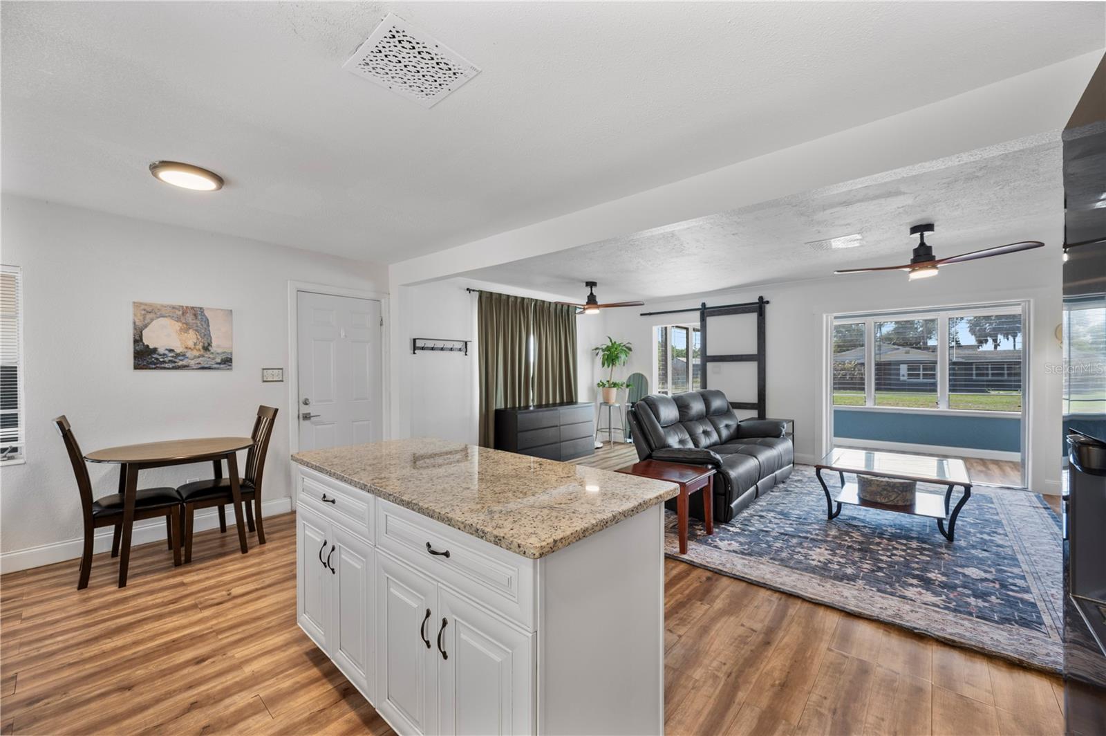 ARIANA HILLS - Residential