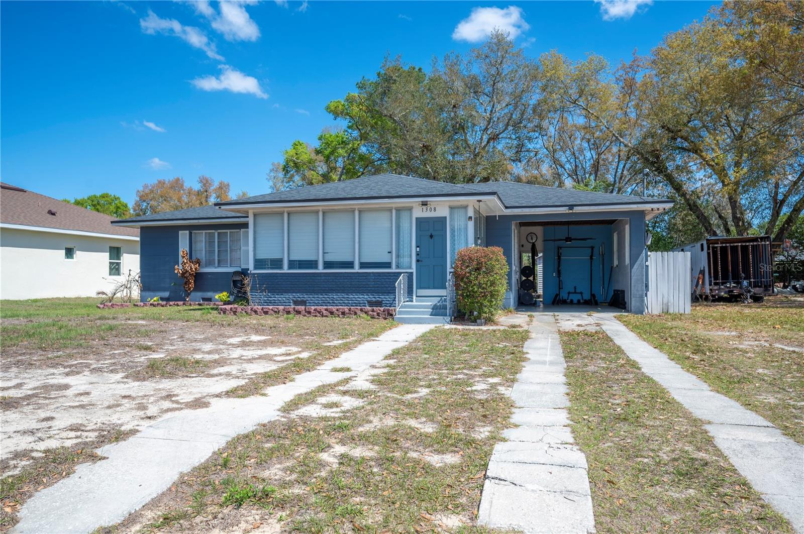 ARIANA HILLS - Residential