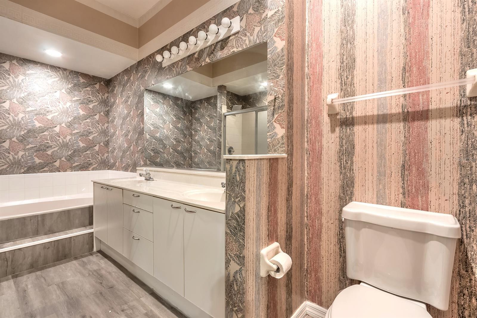 Sunset Pines Twnhms - Residential