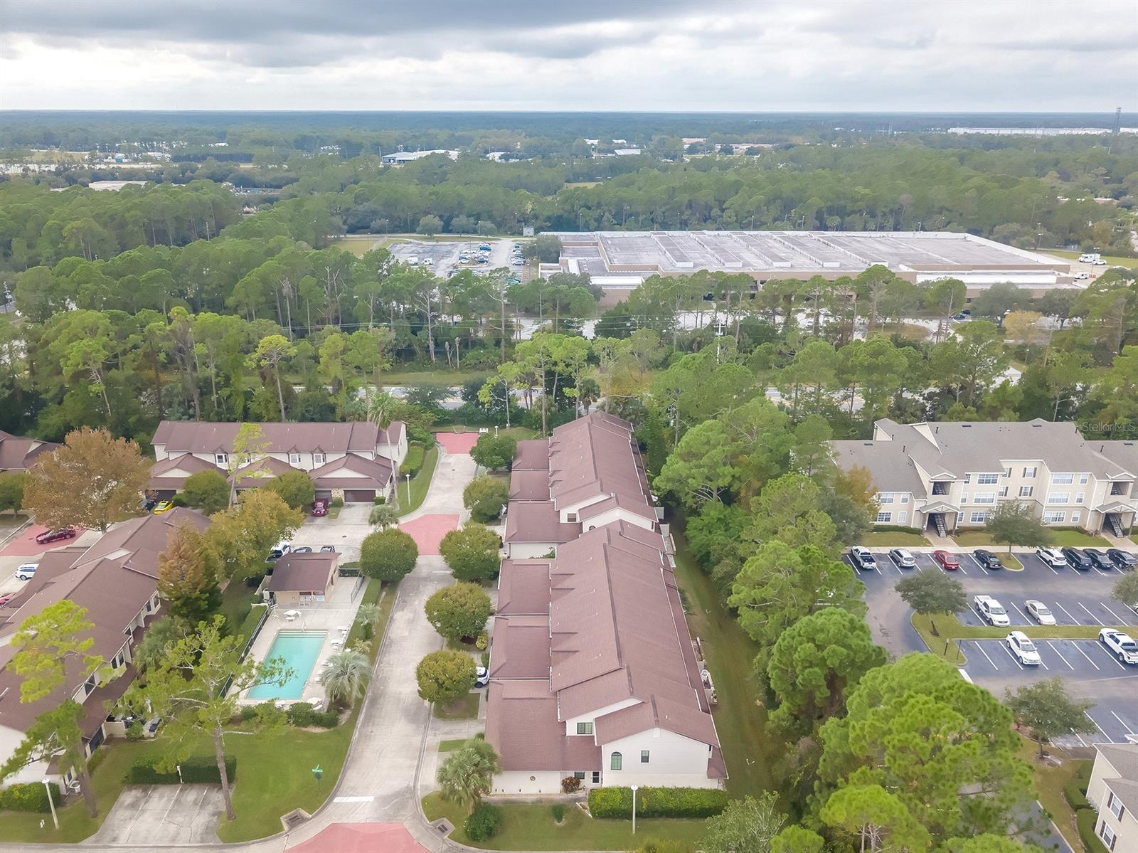 Sunset Pines Twnhms - Residential