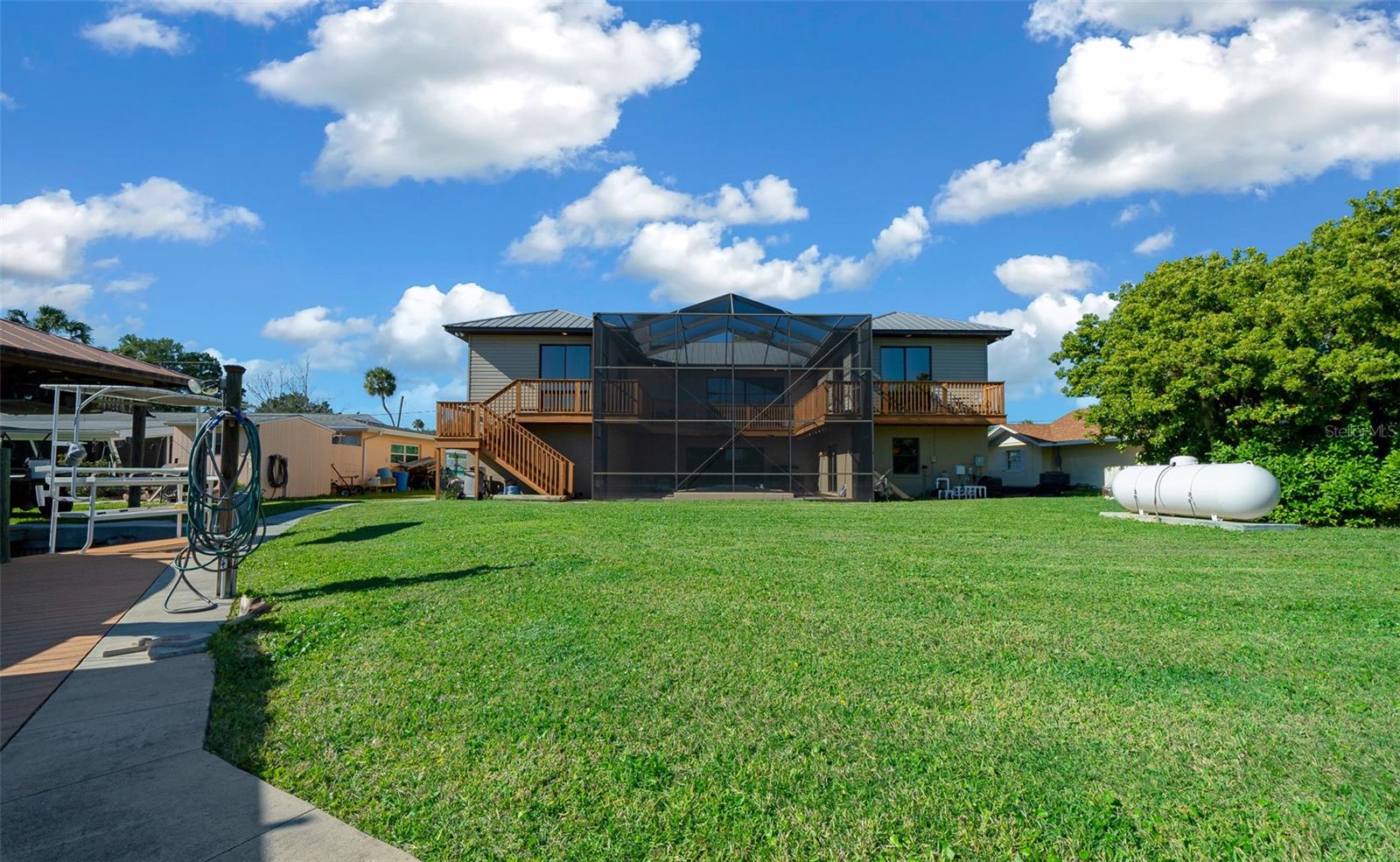 WOODLAND ESTATES - Residential