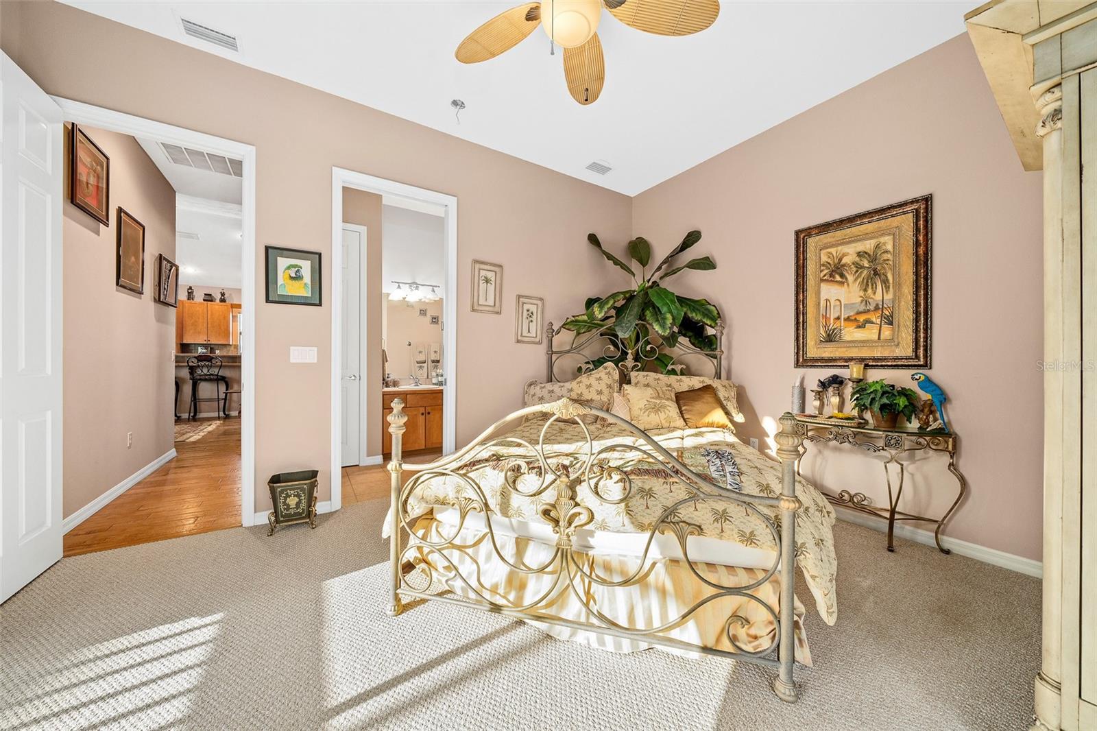 WOODLAND ESTATES - Residential