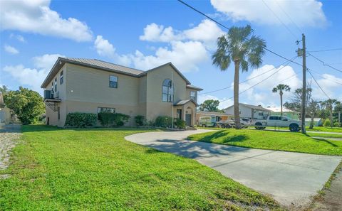 Tiny photo for 2050 NW 18th Street, Crystal River, FL 34428 (MLS # OM721353)