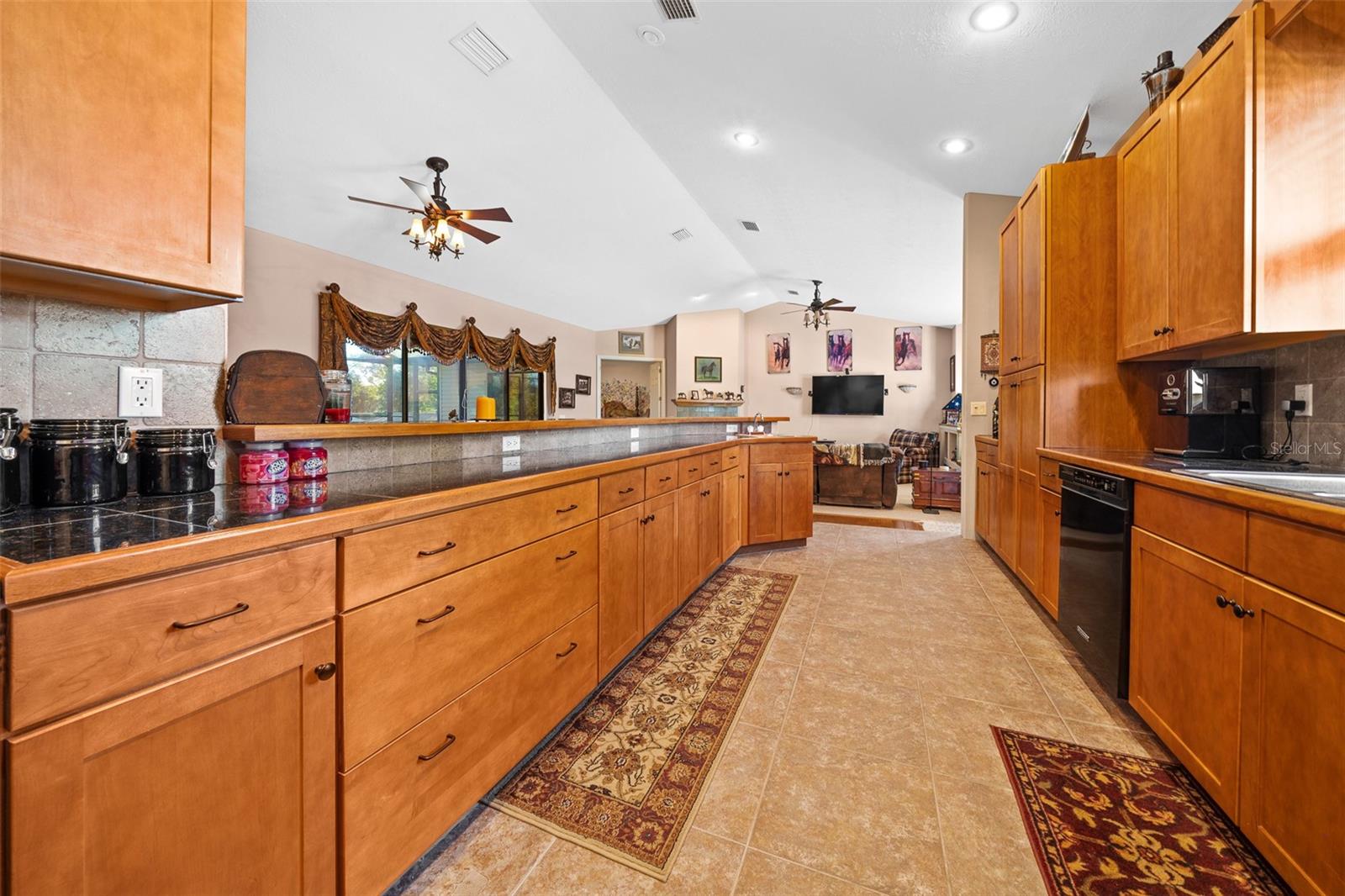 WOODLAND ESTATES - Residential