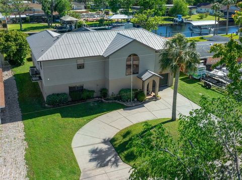 Tiny photo for 2050 NW 18th Street, Crystal River, FL 34428 (MLS # OM721353)