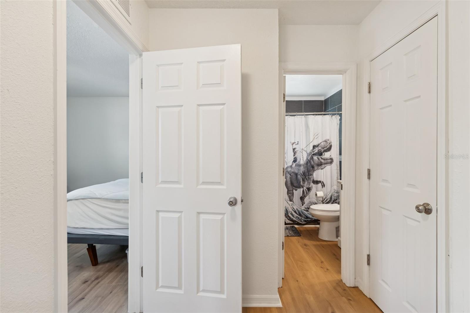 MEADOW LAWN 11TH ADD - Residential