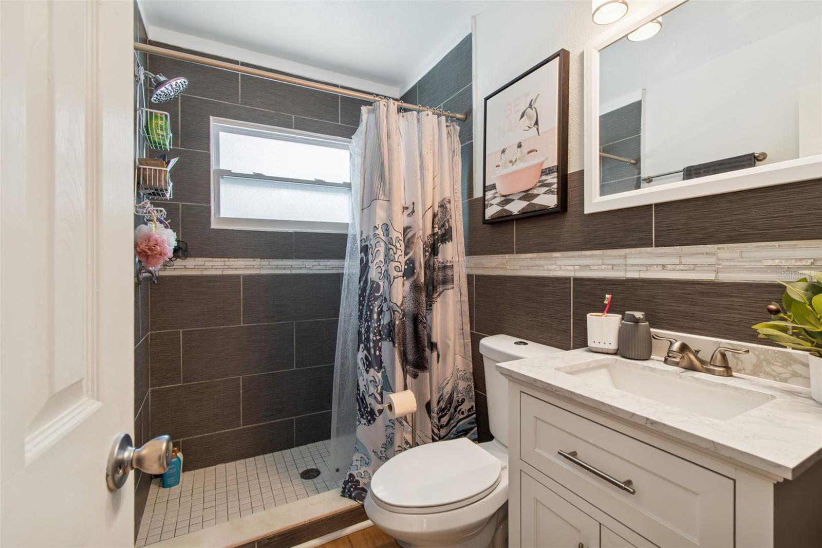 MEADOW LAWN 11TH ADD - Residential