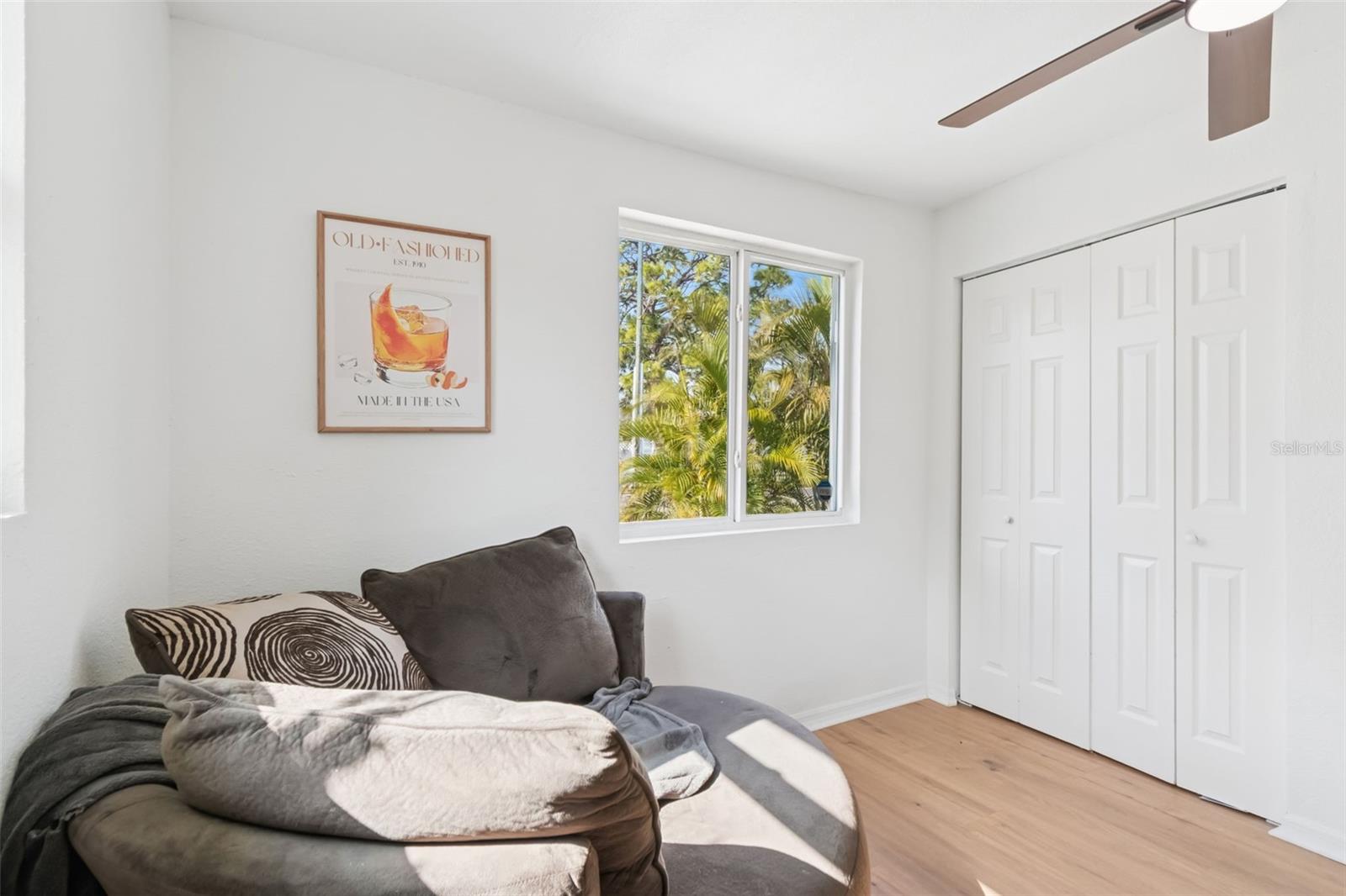 MEADOW LAWN 11TH ADD - Residential