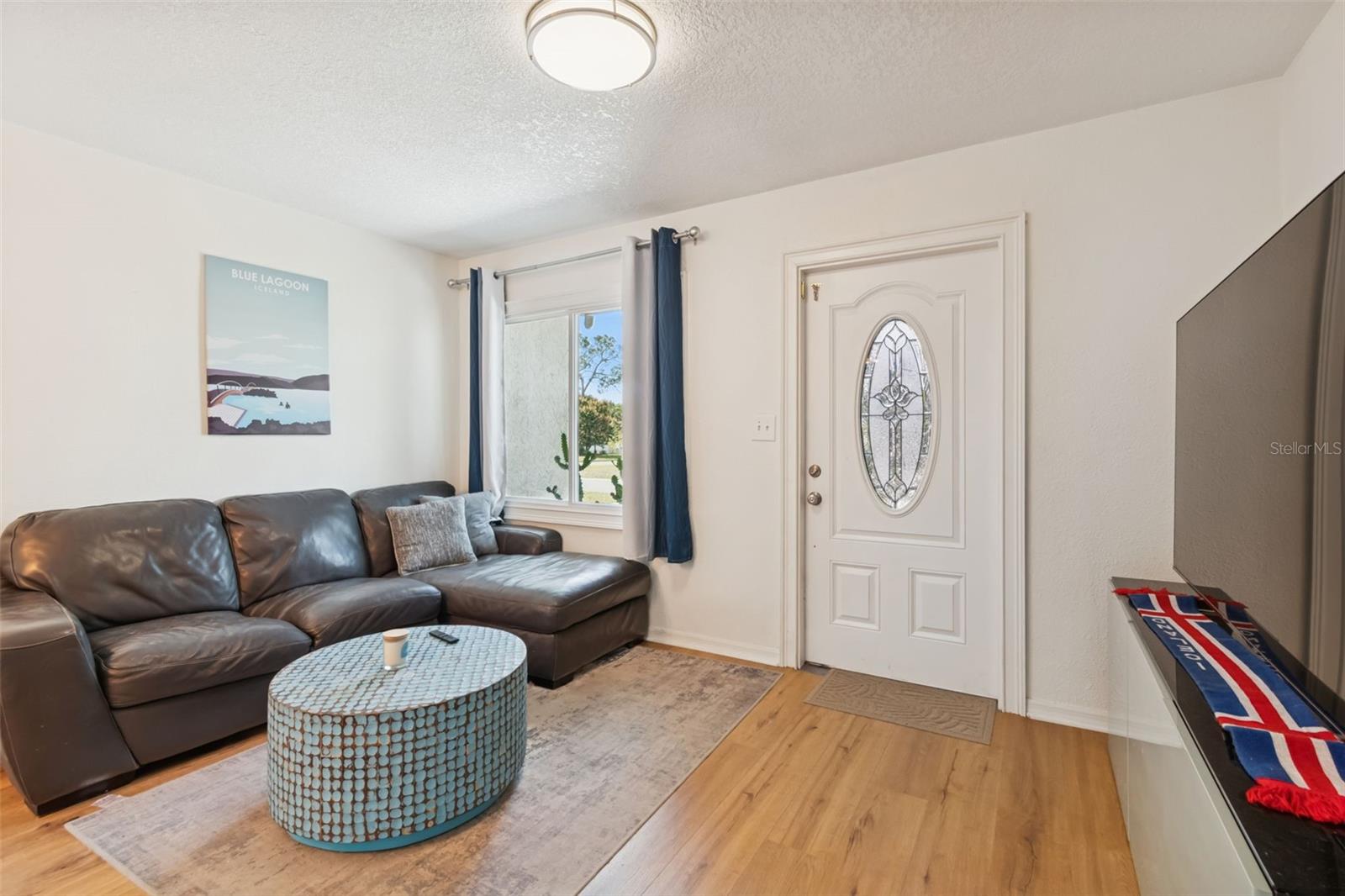 MEADOW LAWN 11TH ADD - Residential