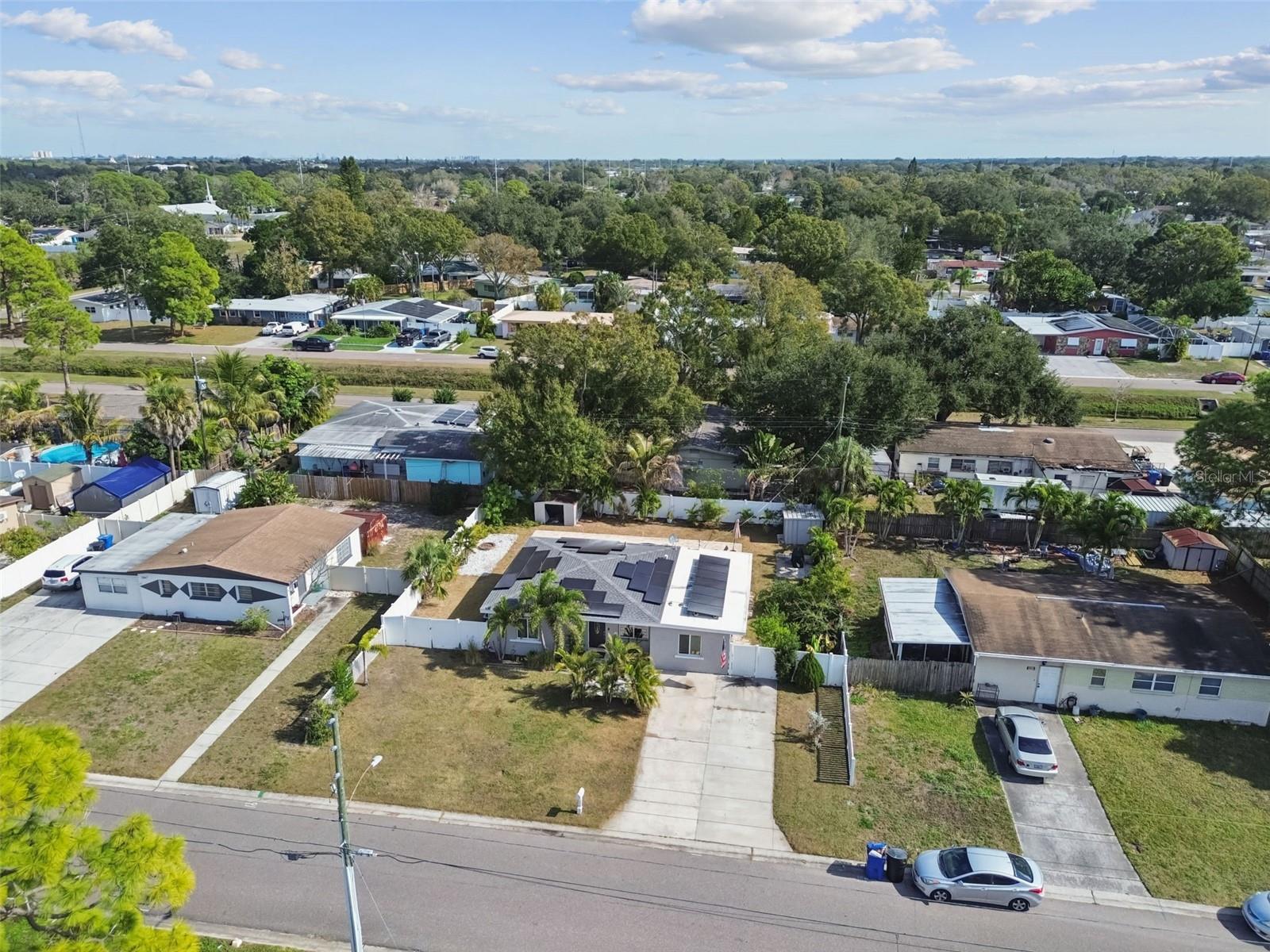 MEADOW LAWN 11TH ADD - Residential