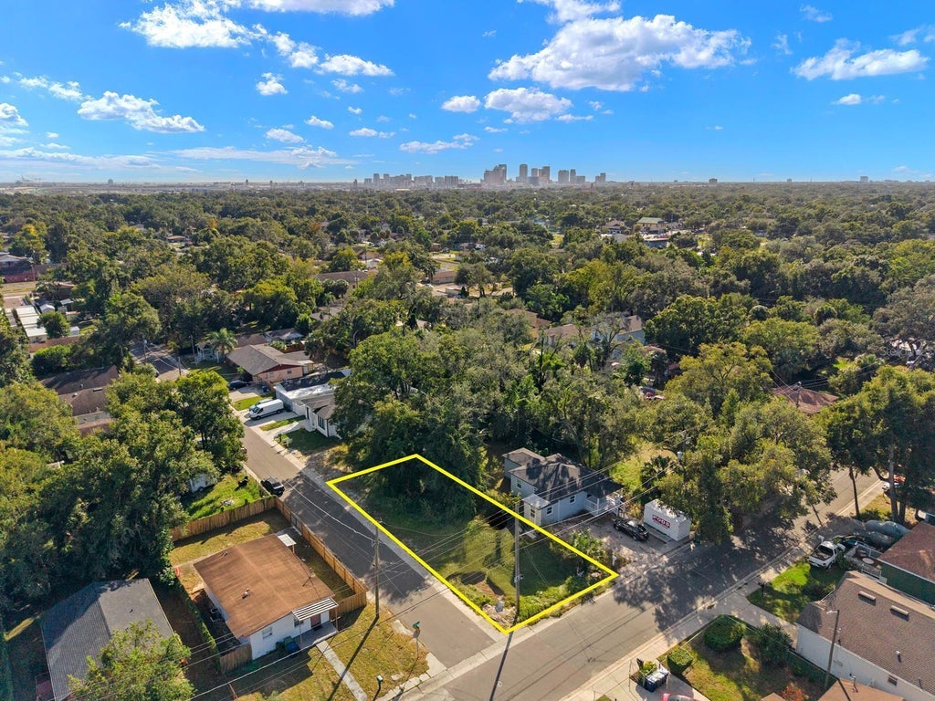Photo of 3107 Lindell Avenue, Tampa, FL 33610 (MLS # TB8561743)