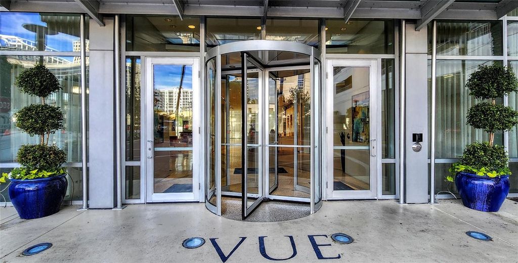 Photo of 150 E Robinson Street E #3301, Orlando, FL 32801 (MLS # O6403056)