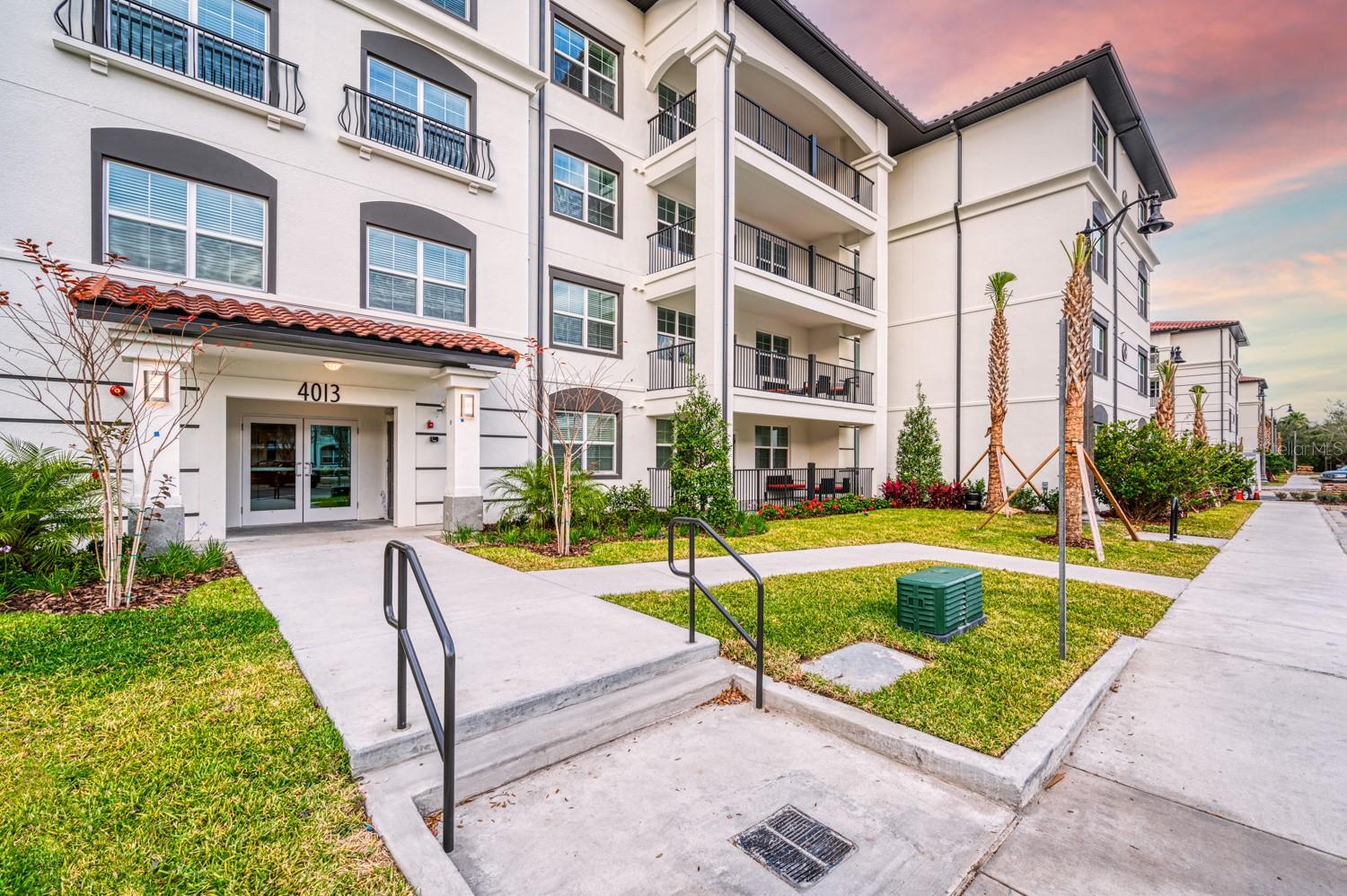 4013 BREAKVIEW DRIVE A407