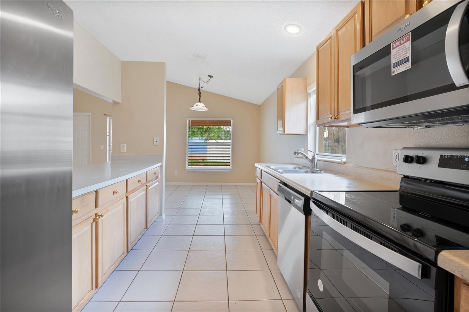 MAGNOLIA OAKS RIDGE - Residential