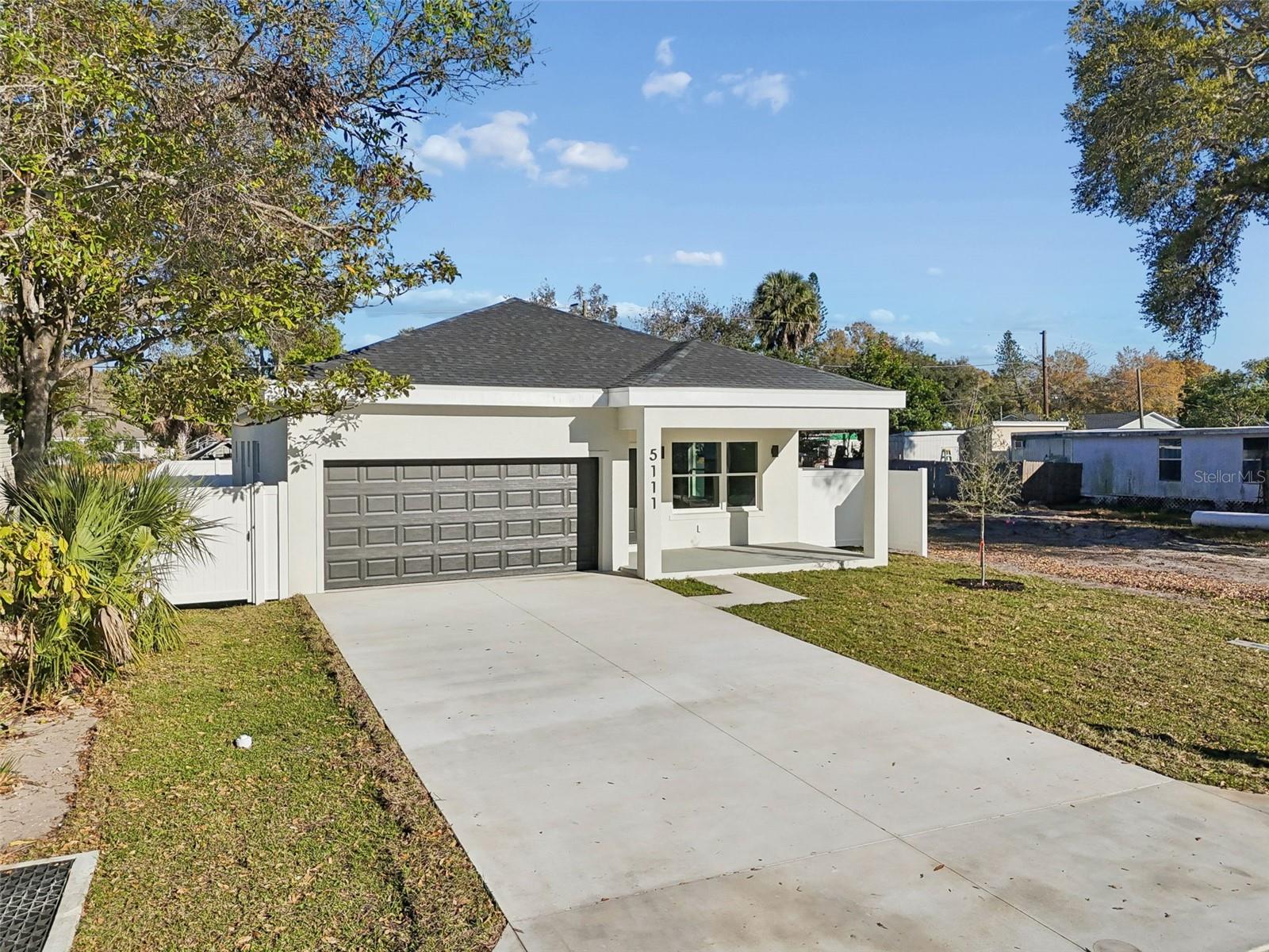 BAYNARD LEE JR 2 - Residential