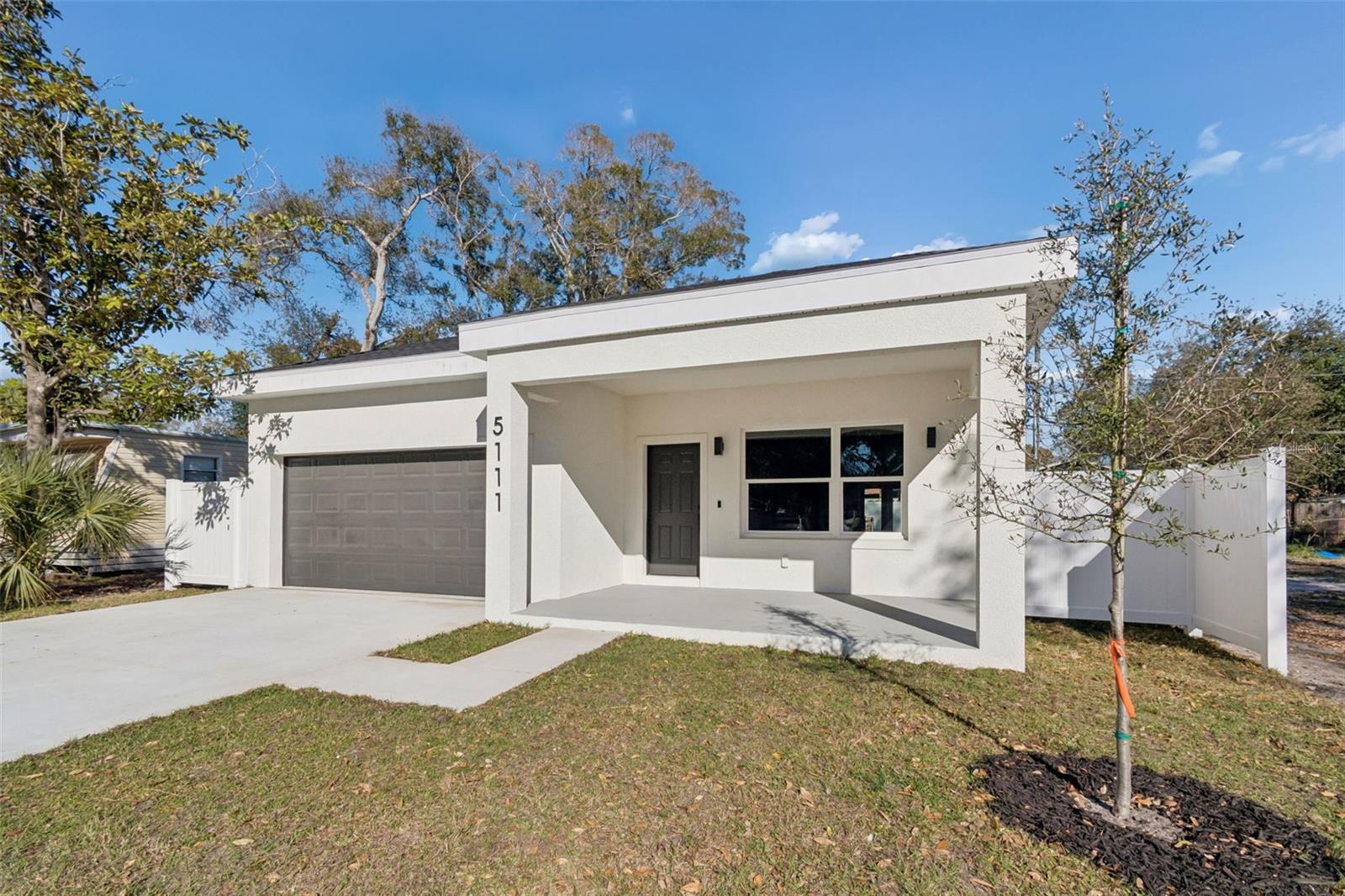 BAYNARD LEE JR 2 - Residential