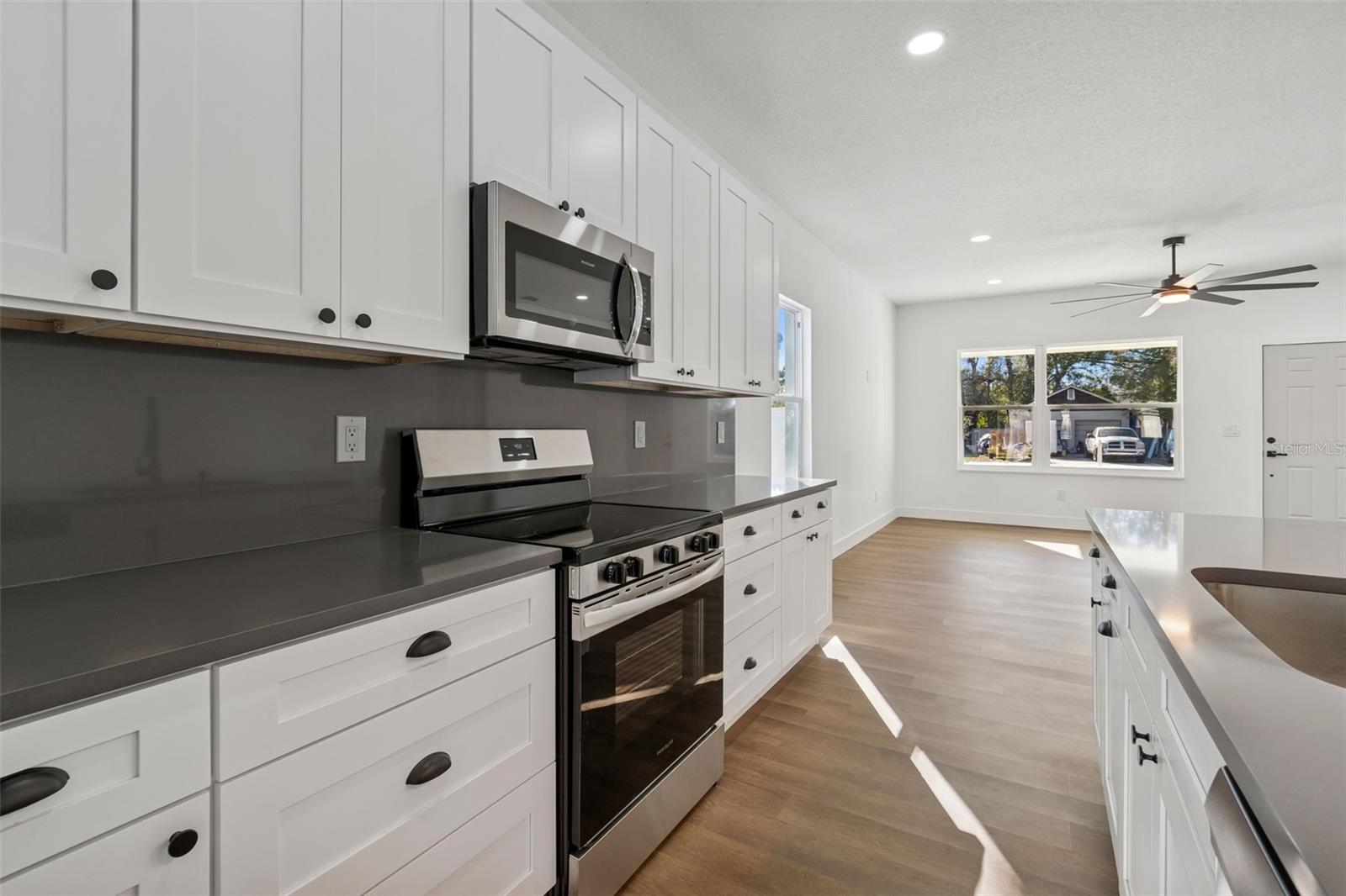 BAYNARD LEE JR 2 - Residential