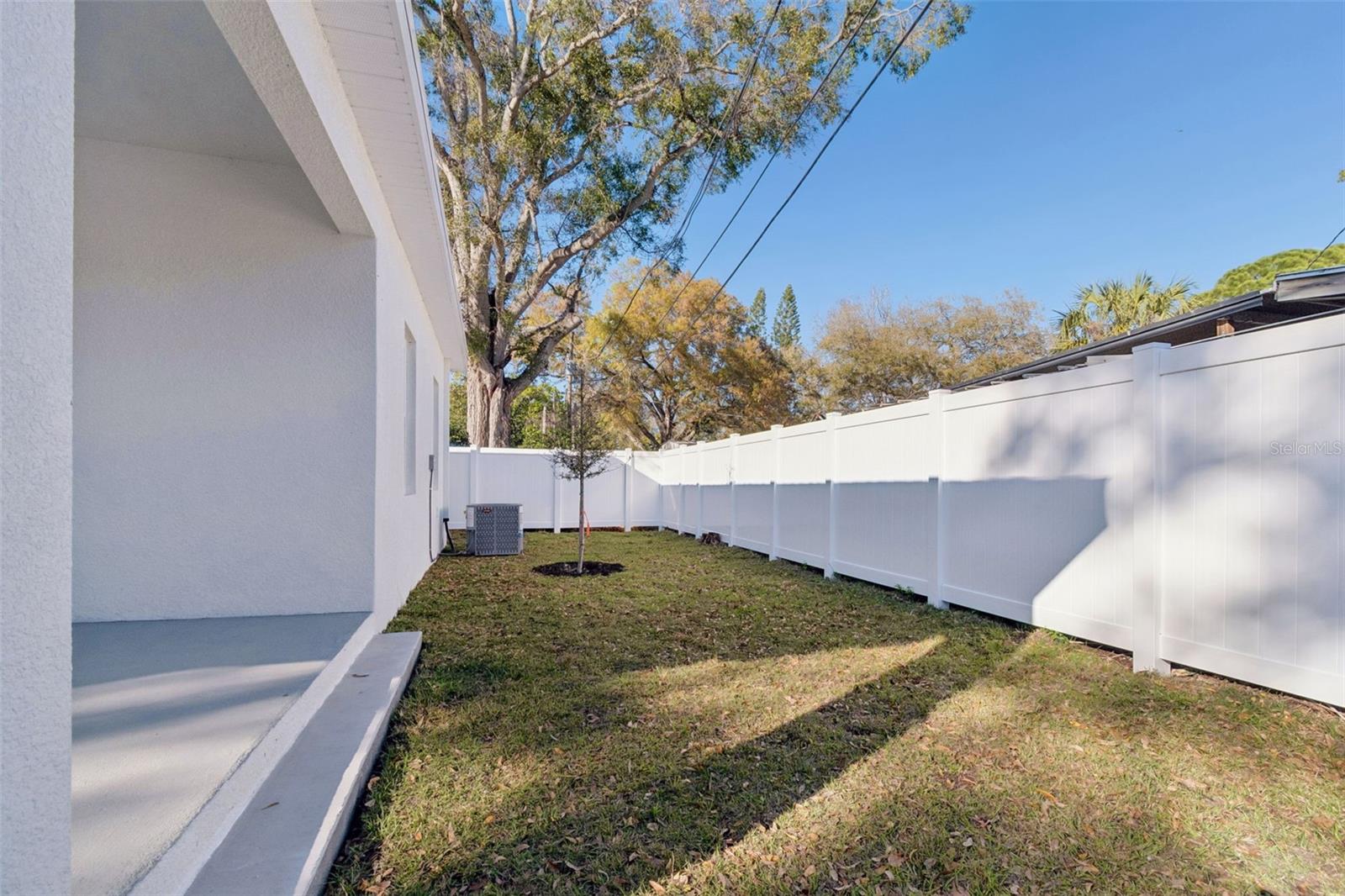 BAYNARD LEE JR 2 - Residential