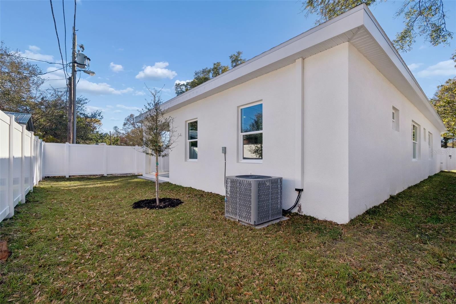 BAYNARD LEE JR 2 - Residential