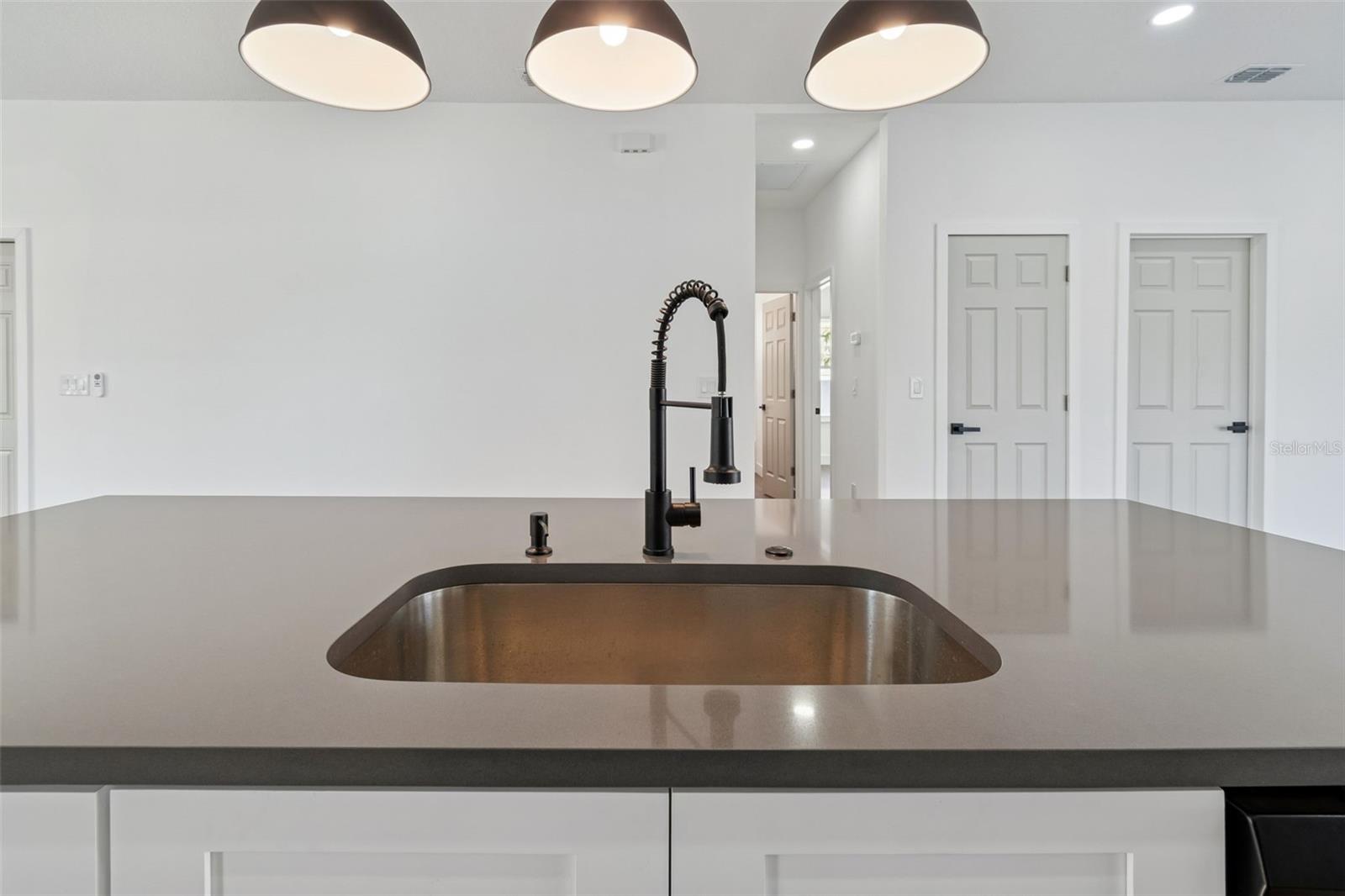 BAYNARD LEE JR 2 - Residential