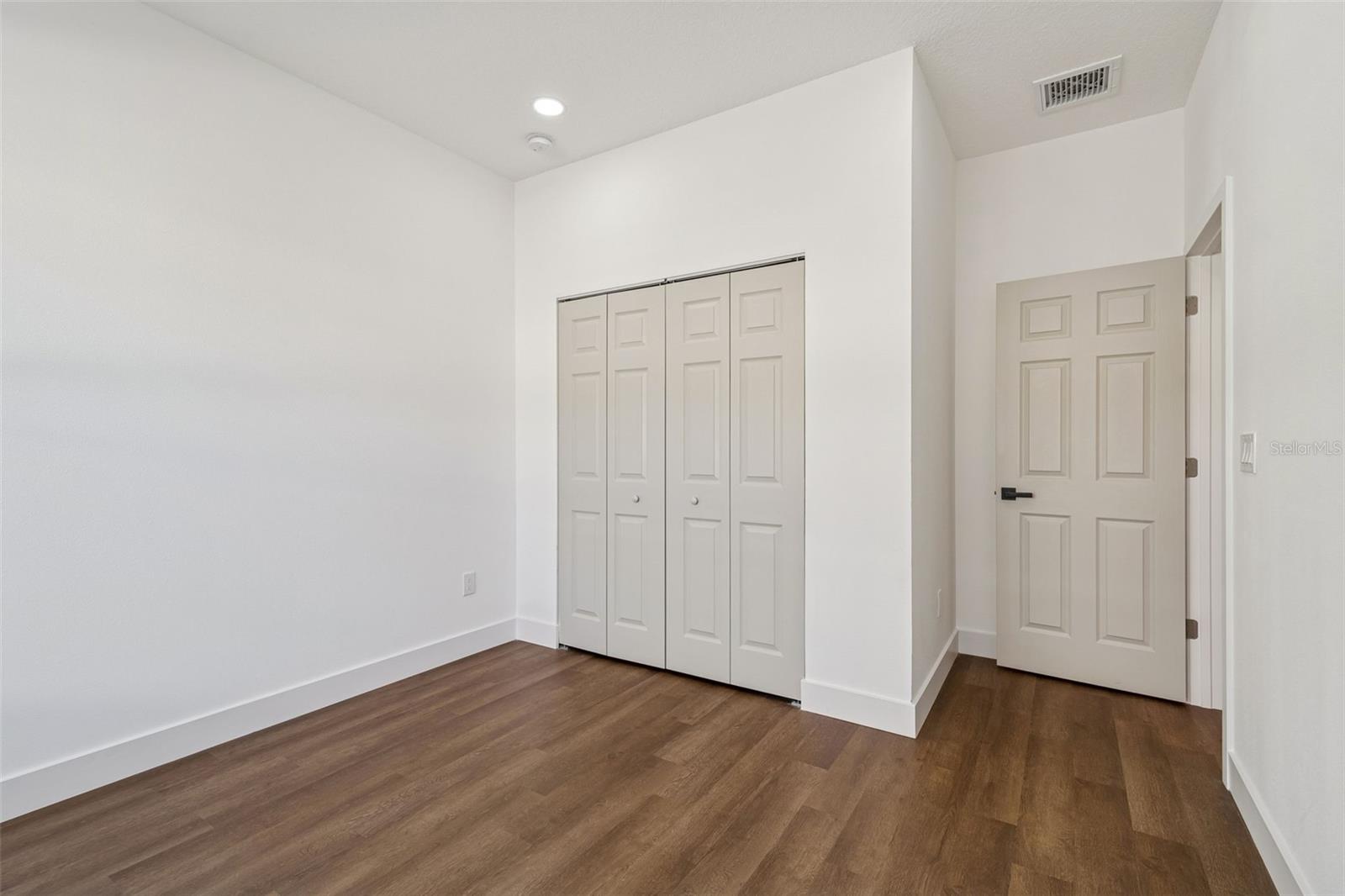 BAYNARD LEE JR 2 - Residential