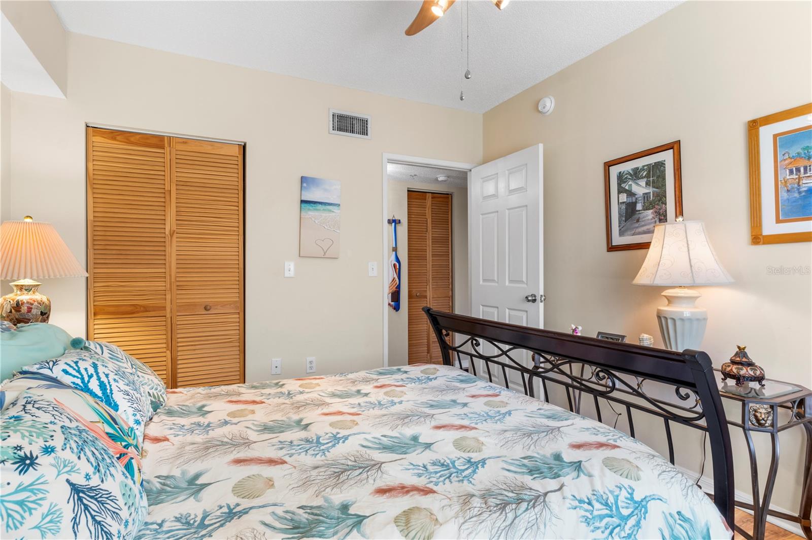 LAGUNA OF VERO BEACH - Residential