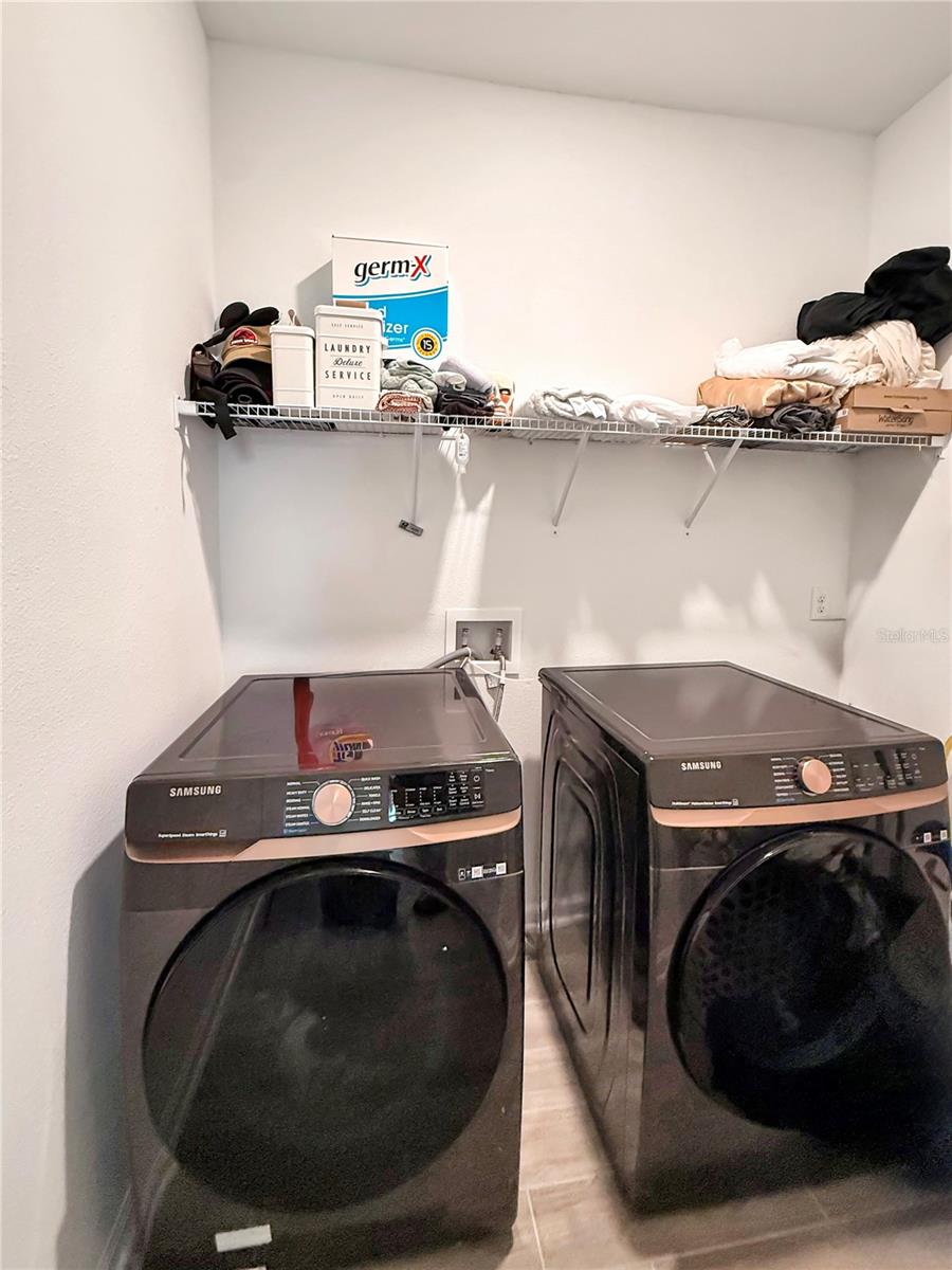 OLD HICKORY PH 1 & 2 - Residential Lease