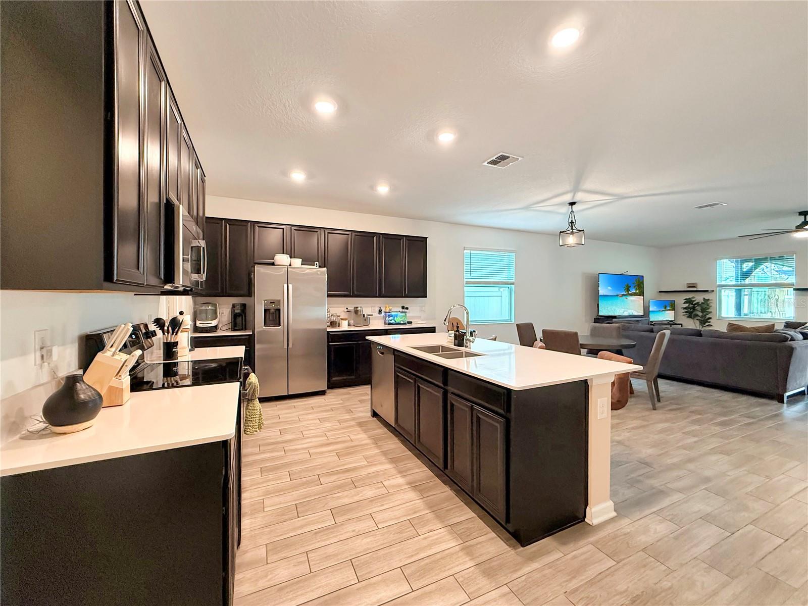 OLD HICKORY PH 1 & 2 - Residential Lease